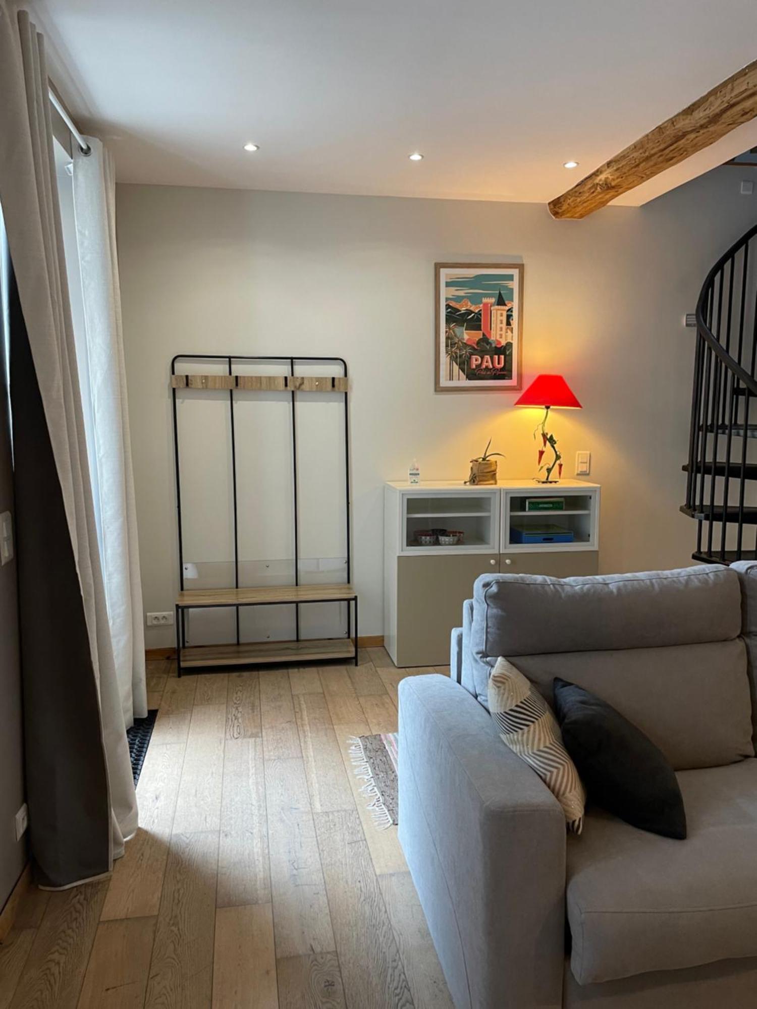 Loft De Charme En Centre-Ville Pau Zewnętrze zdjęcie